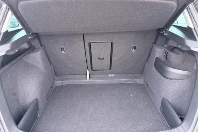 Škoda Karoq (2025) thumbnail 8