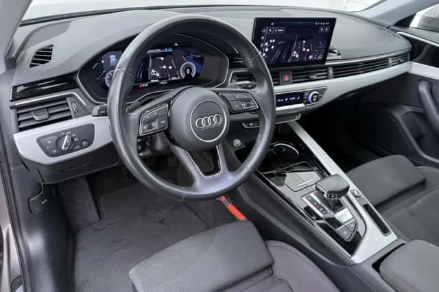Audi A4 (2022) thumbnail 3