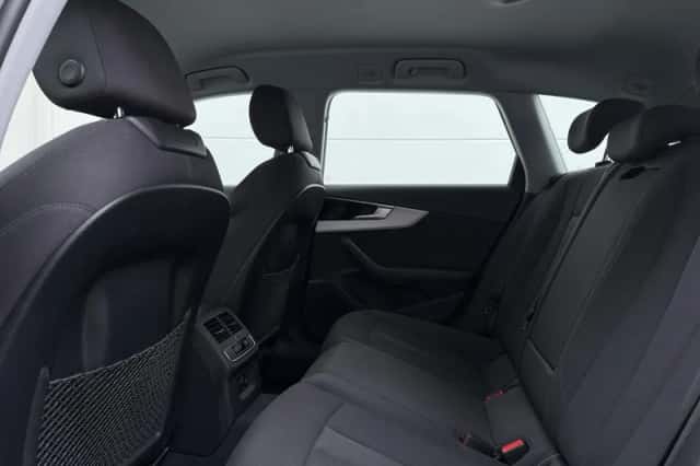 Audi A4 (2022) thumbnail 7