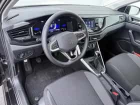 Volkswagen Polo (2023) thumbnail 3