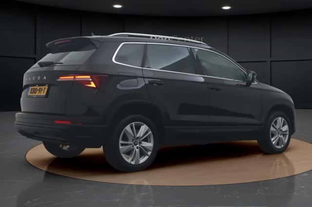 Škoda Karoq (2025) thumbnail 5