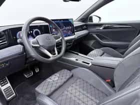 Volkswagen Passat (2025) thumbnail 3