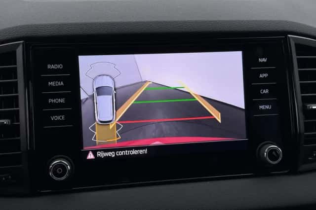 Škoda Karoq (2024) thumbnail 11