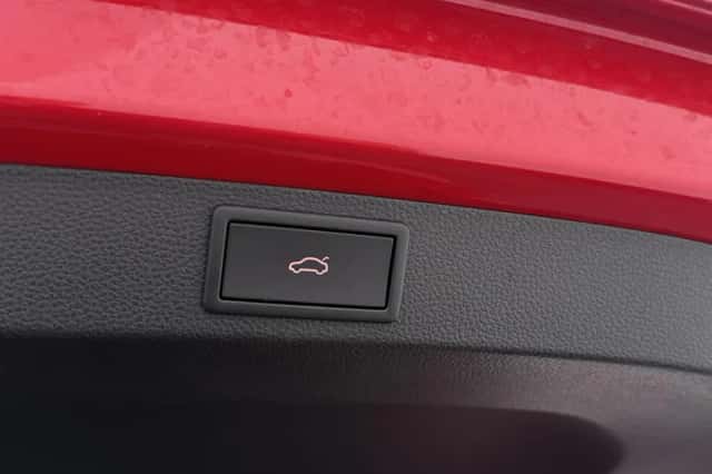 Škoda Karoq (2024) thumbnail 9