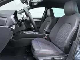 SEAT Leon (2022) thumbnail 4