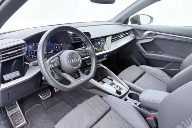 Audi A3 (2024) thumbnail 3
