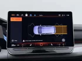 Volkswagen Golf (2024) thumbnail 11