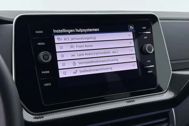 Volkswagen T-Cross (2024) thumbnail 13