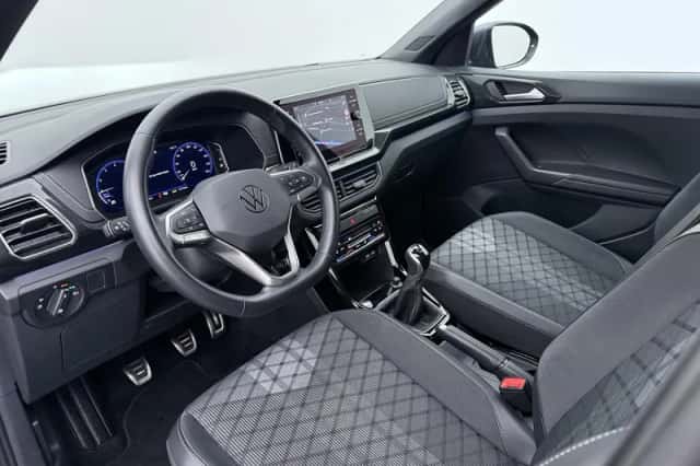 Volkswagen T-Cross (2024) thumbnail 3