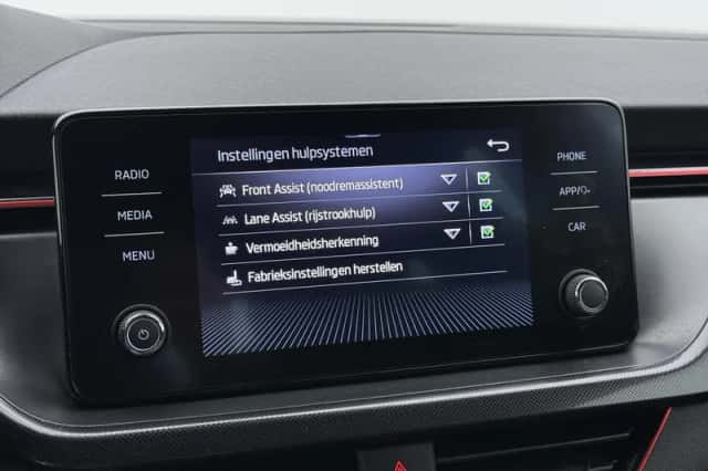 Škoda Kamiq (2022) thumbnail 13