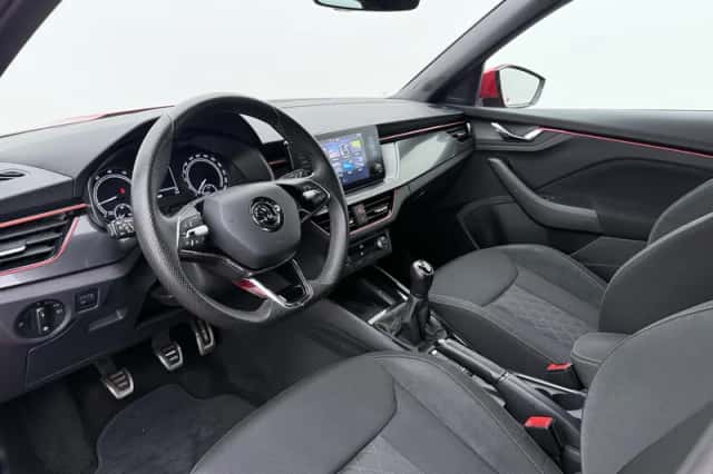 Škoda Kamiq (2022) thumbnail 3