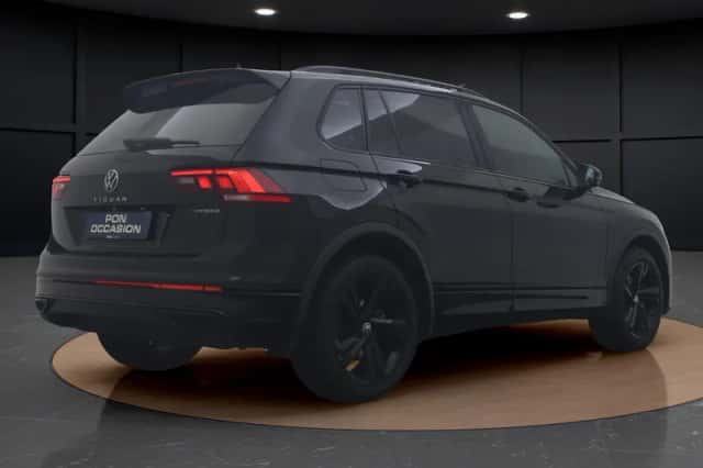 Volkswagen Tiguan (2023) thumbnail 3