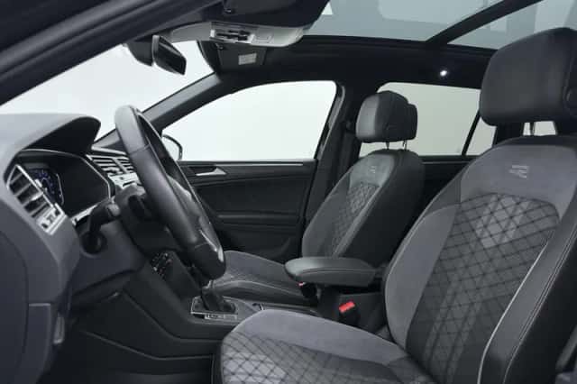 Volkswagen Tiguan (2023) thumbnail 5