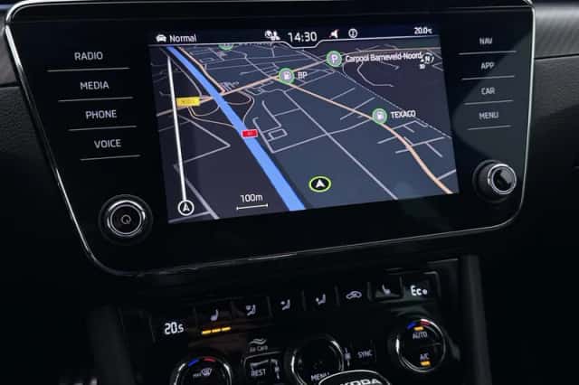 Škoda Superb (2023) thumbnail 9