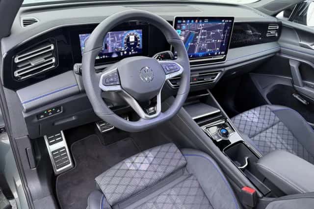 Volkswagen Tiguan (2025) thumbnail 3