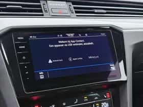 Volkswagen Passat (2022) thumbnail 15