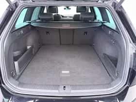 Volkswagen Passat (2022) thumbnail 10