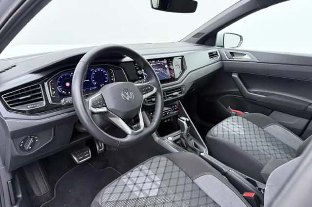 Volkswagen Polo (2024) thumbnail 3