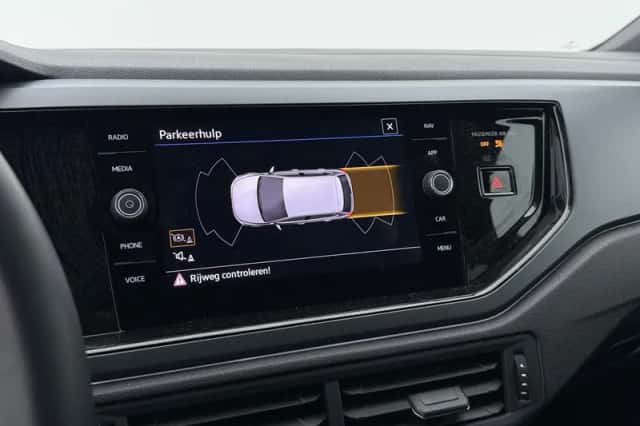 Volkswagen Polo (2024) thumbnail 9