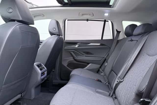 Volkswagen Tayron (2025) thumbnail 7