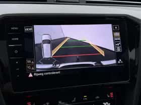 Volkswagen Passat (2022) thumbnail 14