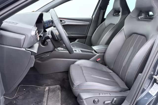CUPRA Leon Sportstourer (2024) thumbnail 4
