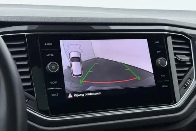 Volkswagen T-Roc (2020) thumbnail 13