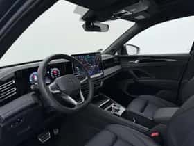 Volkswagen Tiguan (2025) thumbnail 3