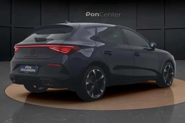 CUPRA Leon (2022) thumbnail 5