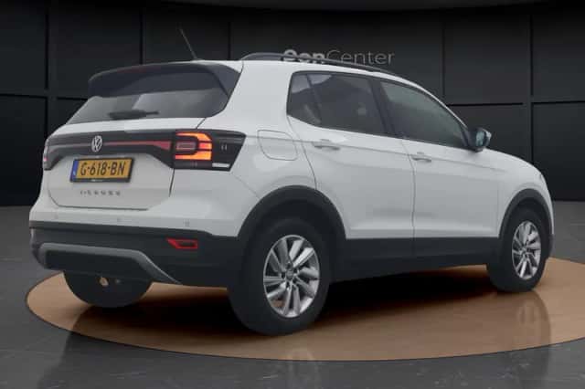 Volkswagen T-Cross (2019) thumbnail 5