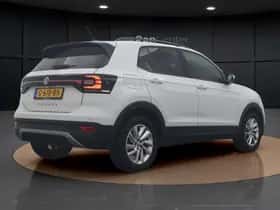 Volkswagen T-Cross (2019) thumbnail 5