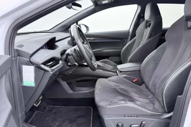 Škoda Enyaq (2023) thumbnail 5
