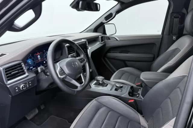 Volkswagen Amarok (2024) thumbnail 4