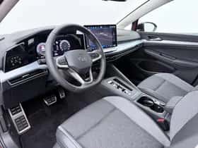 Volkswagen Golf (2025) thumbnail 3