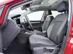 Volkswagen Golf (2025) thumbnail 4