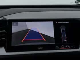 Audi Q4 e-tron (2023) thumbnail 11