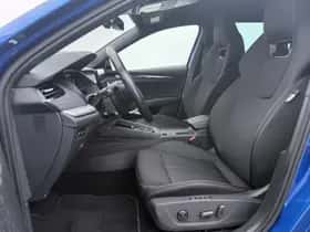 Škoda Octavia (2023) thumbnail 4