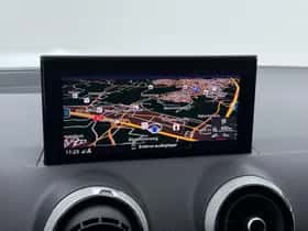 Audi Q2 (2022) thumbnail 13