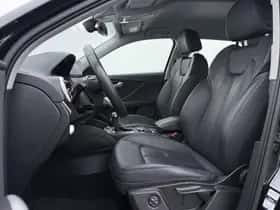 Audi Q2 (2022) thumbnail 4