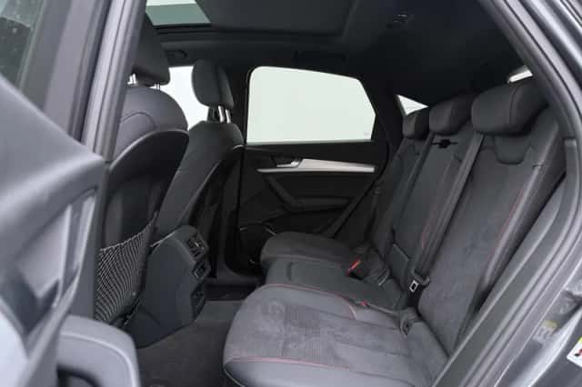 Audi Q5 (2023) thumbnail 7