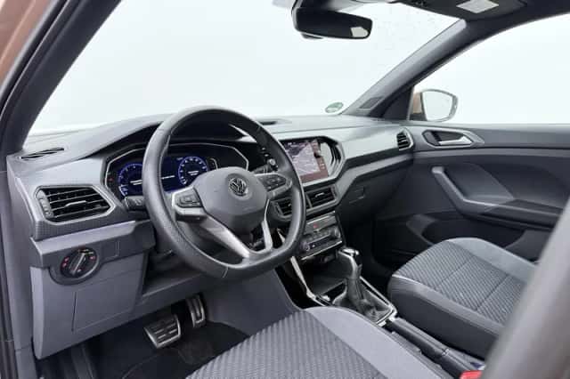 Volkswagen T-Cross (2020) thumbnail 3