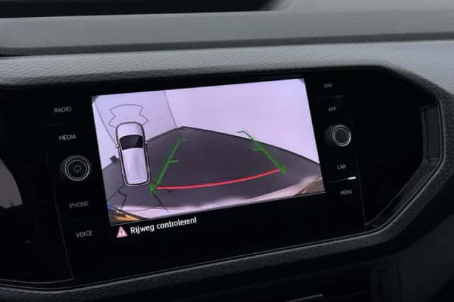 Volkswagen T-Cross (2020) thumbnail 9