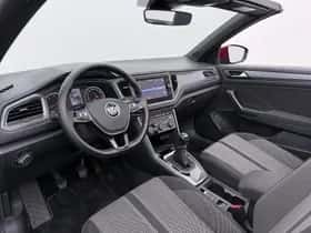 Volkswagen T-Roc (2021) thumbnail 7