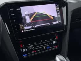 Volkswagen Passat (2021) thumbnail 9