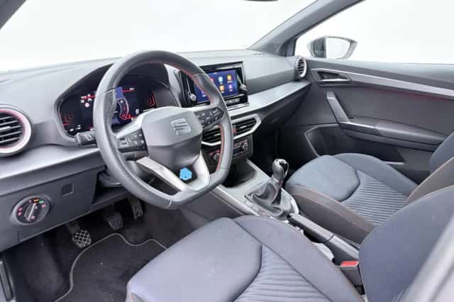 SEAT Ibiza (2024) thumbnail 3