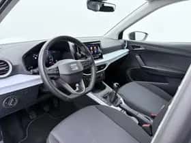 SEAT Arona (2024) thumbnail 3