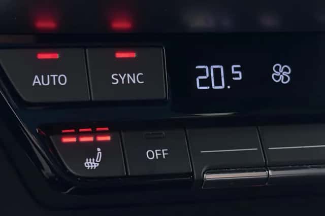 Audi A3 (2023) thumbnail 8