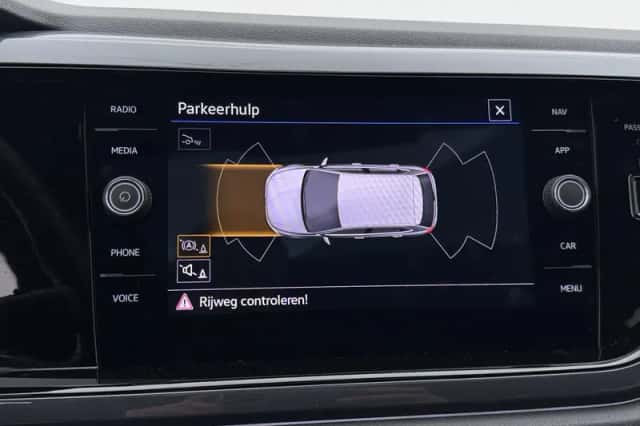 Volkswagen Polo (2021) thumbnail 11