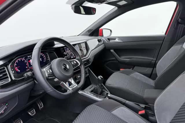 Volkswagen Polo (2021) thumbnail 3