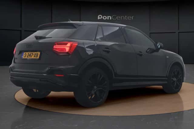 Audi Q2 (2023) thumbnail 5